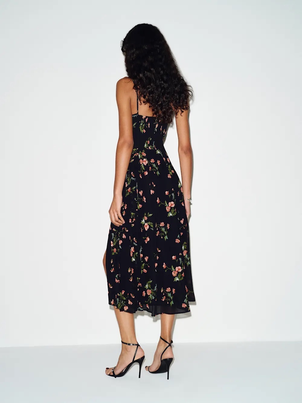 NEW Reformation Katara Dress Black - Size 8 - Picture 3 of 5
